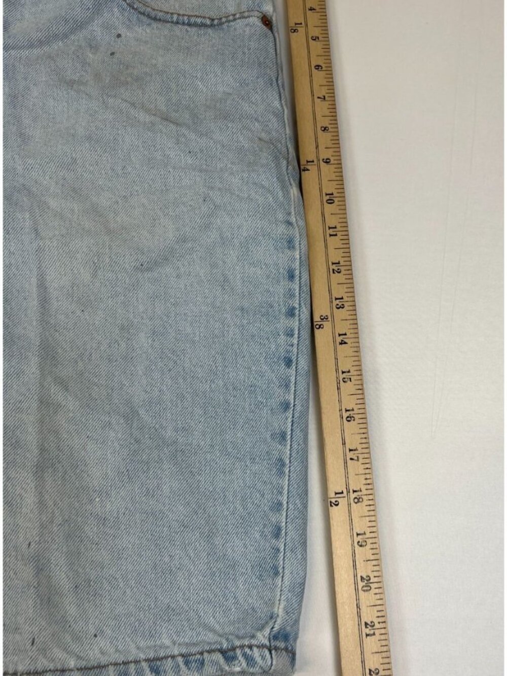 Vintage Levis 550 Mens 36 Light Wash Denim Jean Shorts Distressed Orange Tab 90s - Picture 11 of 13